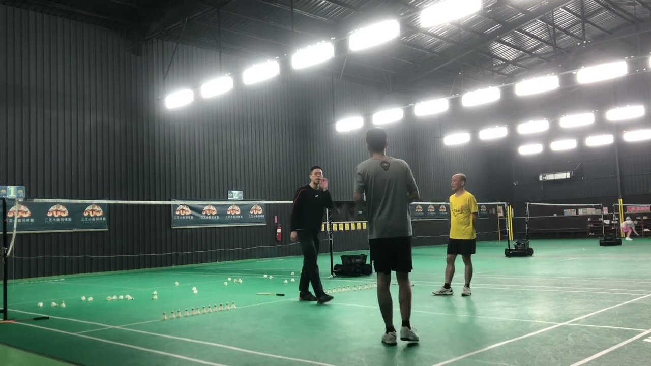 阿尔瓦雷斯 阿尔瓦雷斯